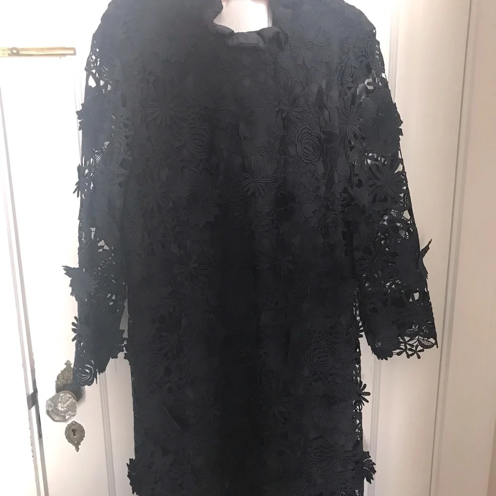 Tuckernuck Navy Floral Lace Mini Dress with Back Bow - Picture 7 of 14
